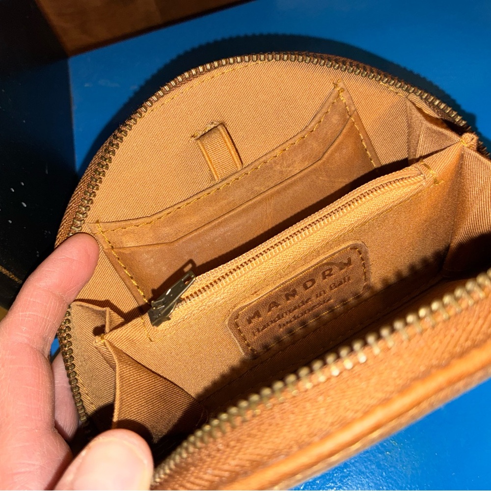 Mandrn Brown Leather Wristlet - Picture 4 of 5